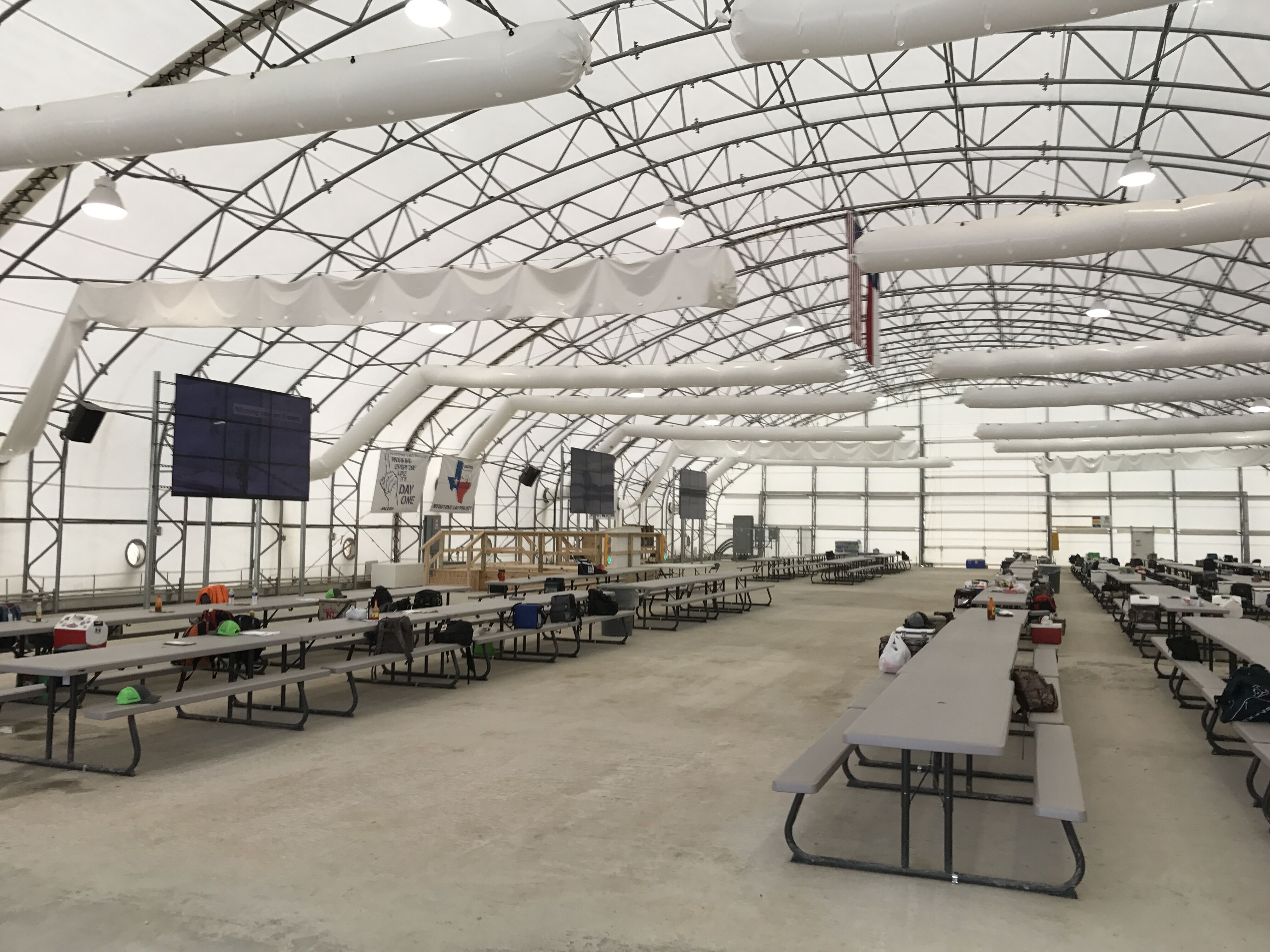 Dining & Meeting Facilities